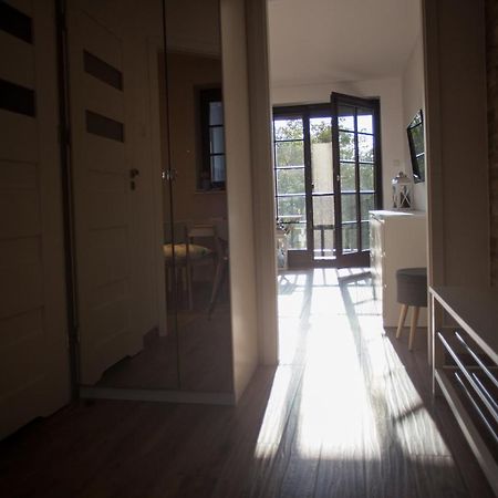 Apartament Kameralny คาชิเมียร์ซ ดอลนี ภายนอก รูปภาพ