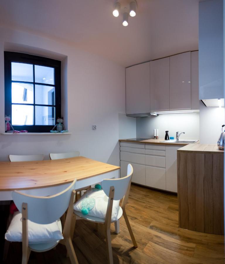 Apartament Kameralny คาชิเมียร์ซ ดอลนี ภายนอก รูปภาพ